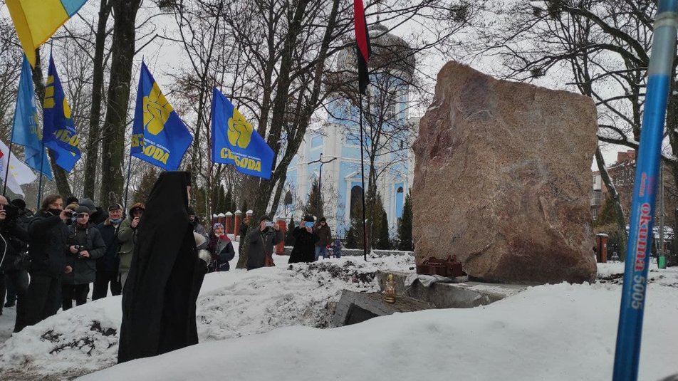 В Харькове восстановили памятник УПА